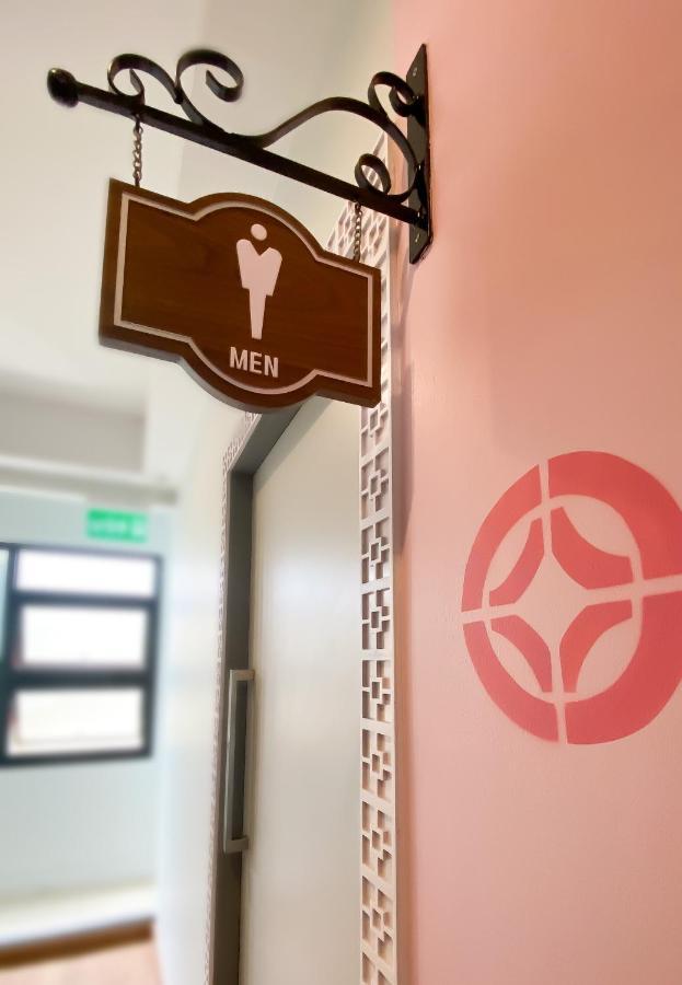 Capzule Bed Phuket Hostel Kültér fotó